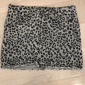Justice Animal print jean skirt.  Girl’s size 10.